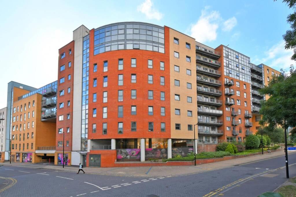 Modern, City Centre, Studio Apartment With Free Wifi, Gym Access, Netflix - West One Sheffield Exterior photo